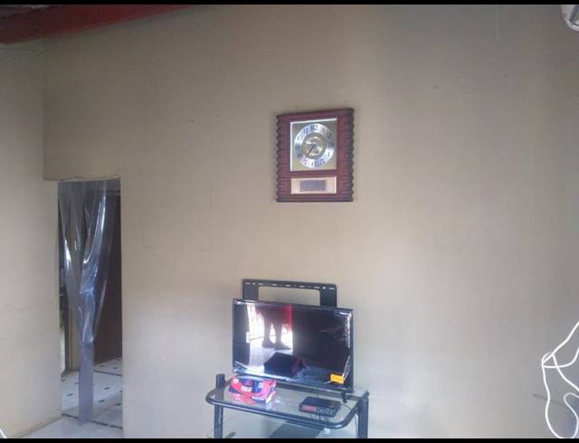 2 BEDROOM HOUSE FOR SALE IN UMLAZI D